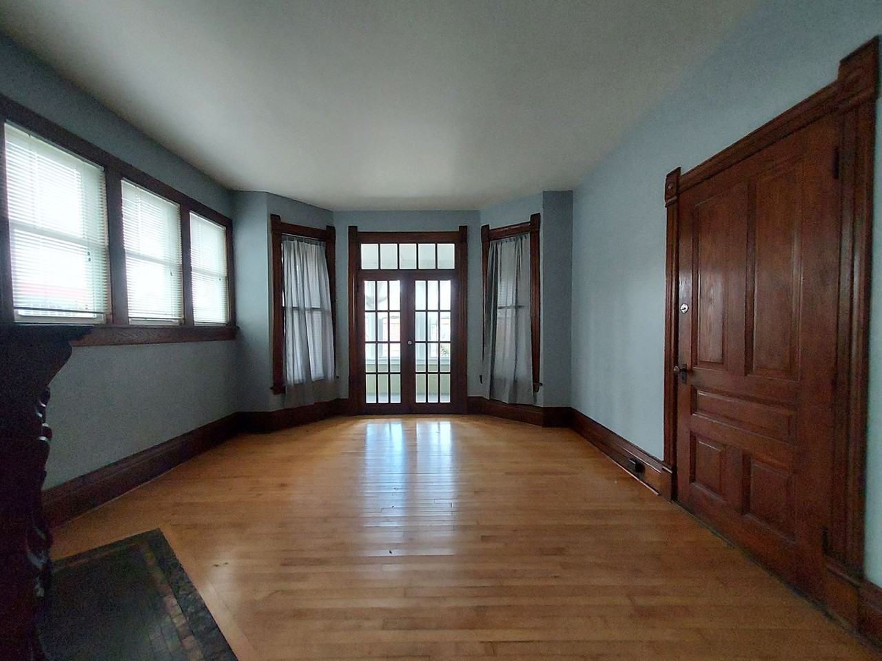 3406 Blaisdell Ave - Photo 4 of 8