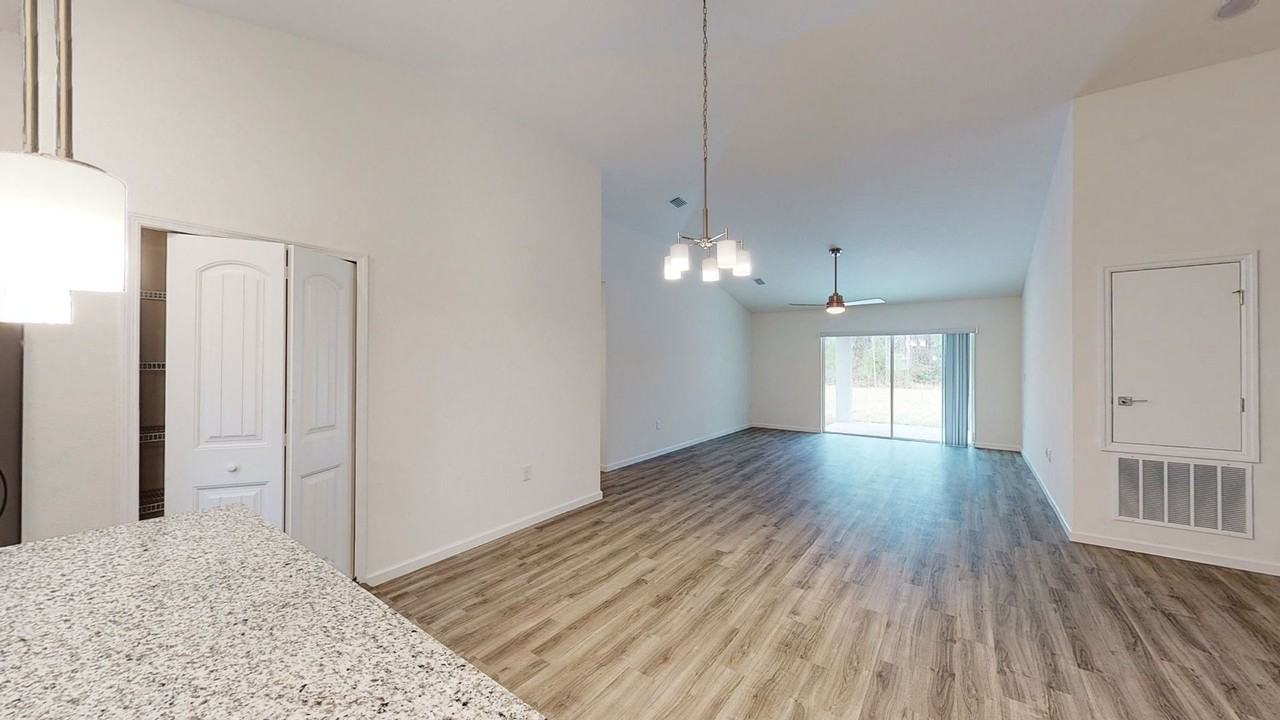 18 Port Ln - Photo 7 of 13