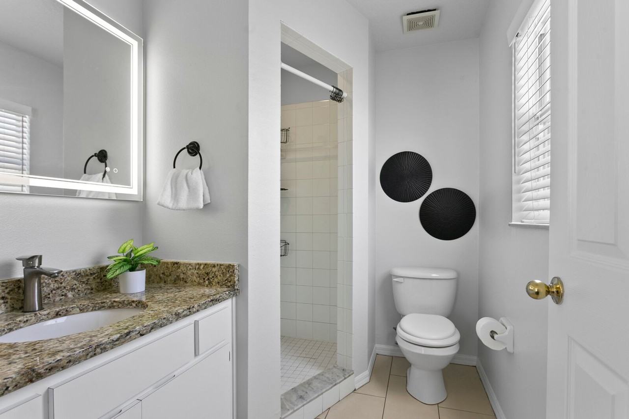 1723 W La Salle St - Photo 7 of 11
