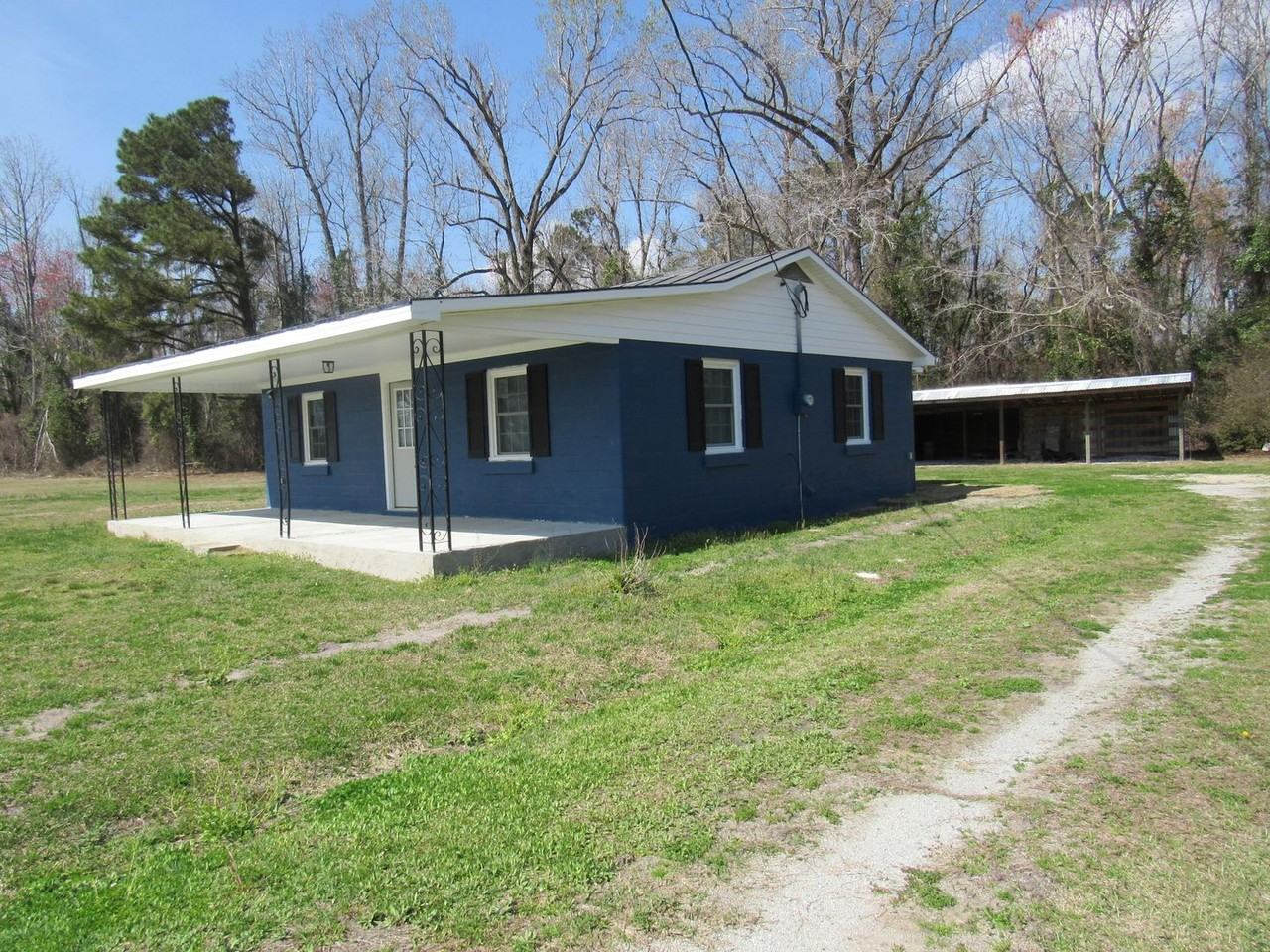 7470 White Oak River Rd - Photo 2 of 21