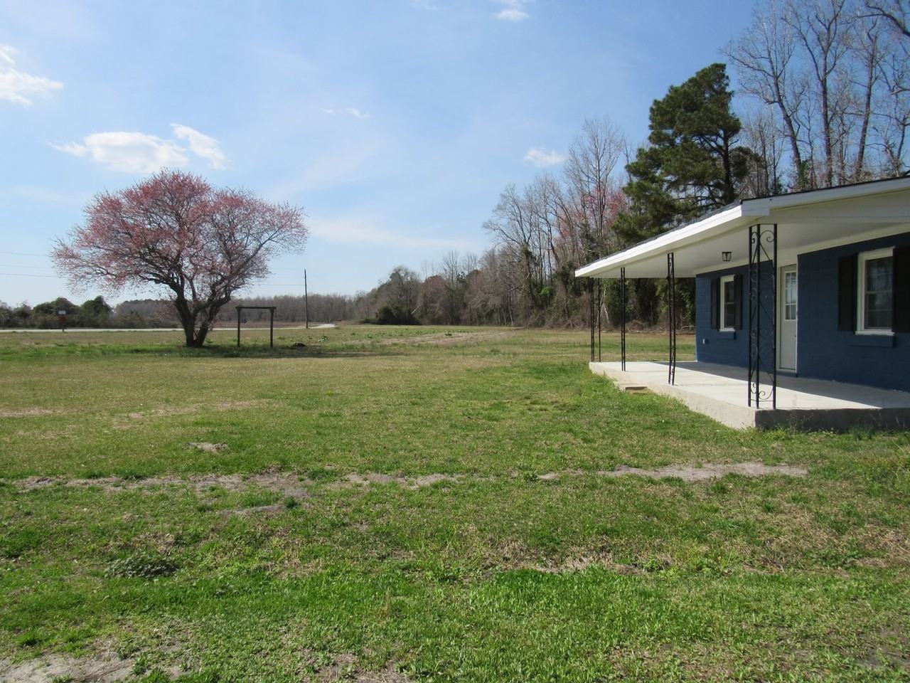 7470 White Oak River Rd - Photo 3 of 21