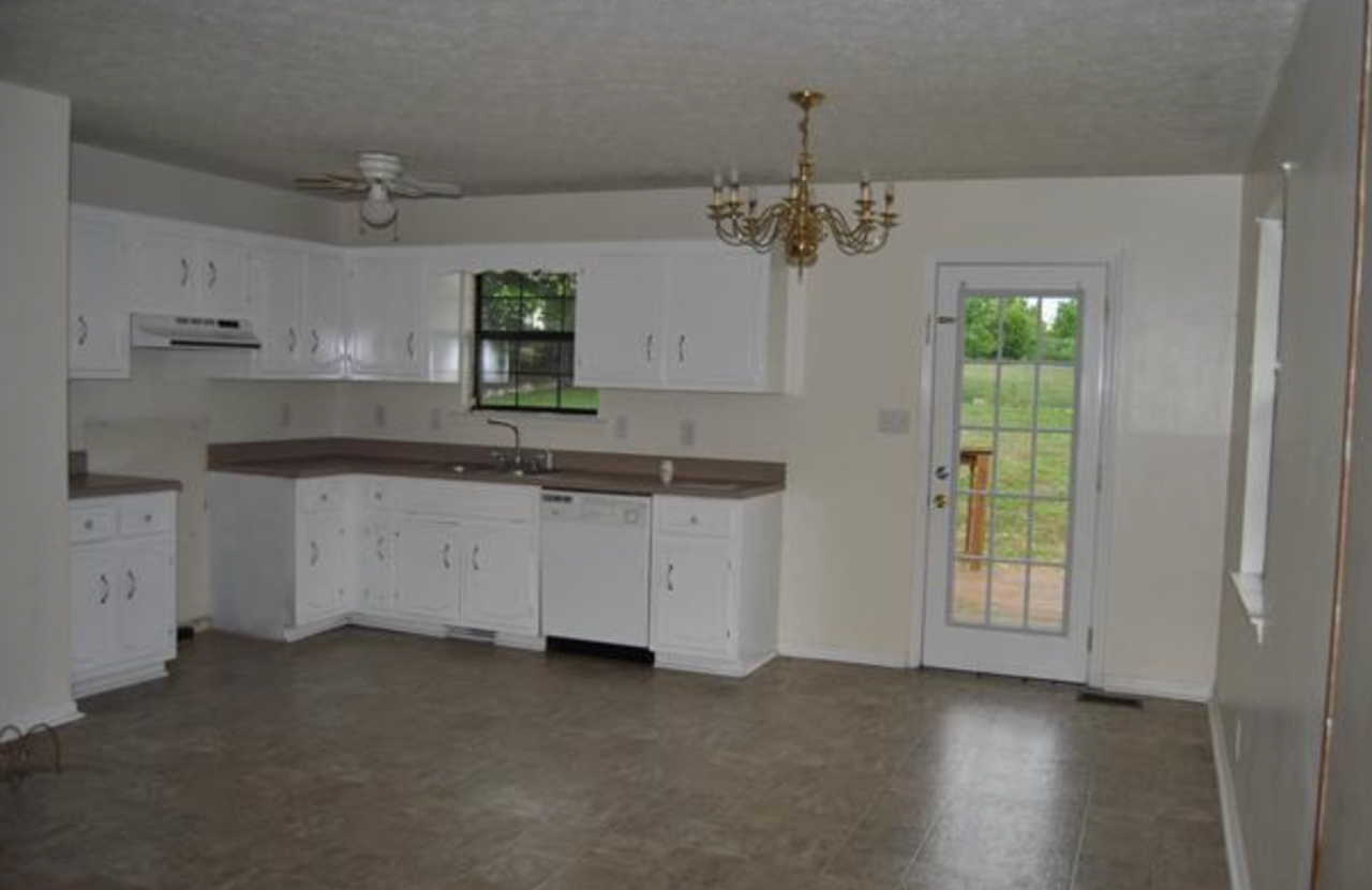 217 Al Oerter Dr - Photo 2 of 17