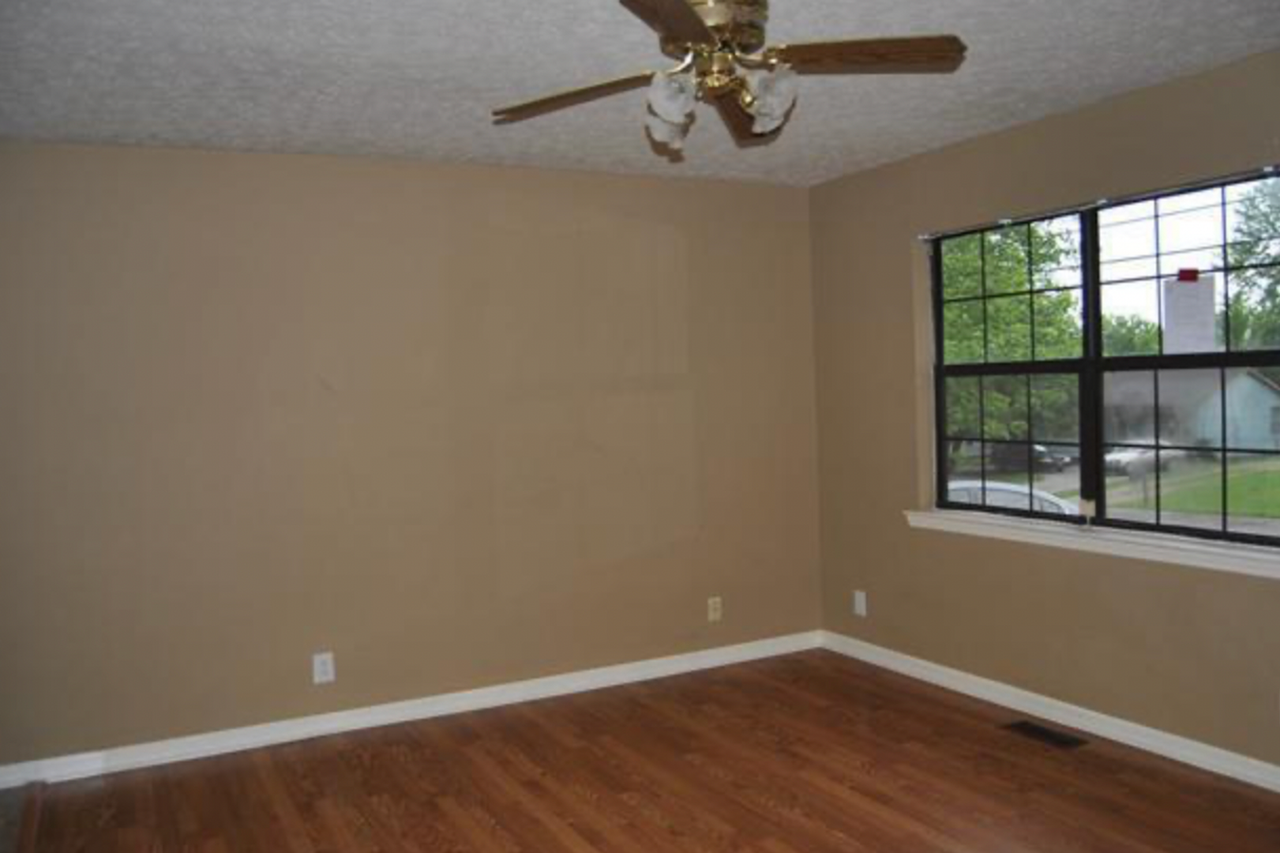 217 Al Oerter Dr - Photo 5 of 17