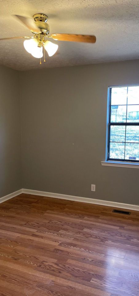 217 Al Oerter Dr - Photo 6 of 17