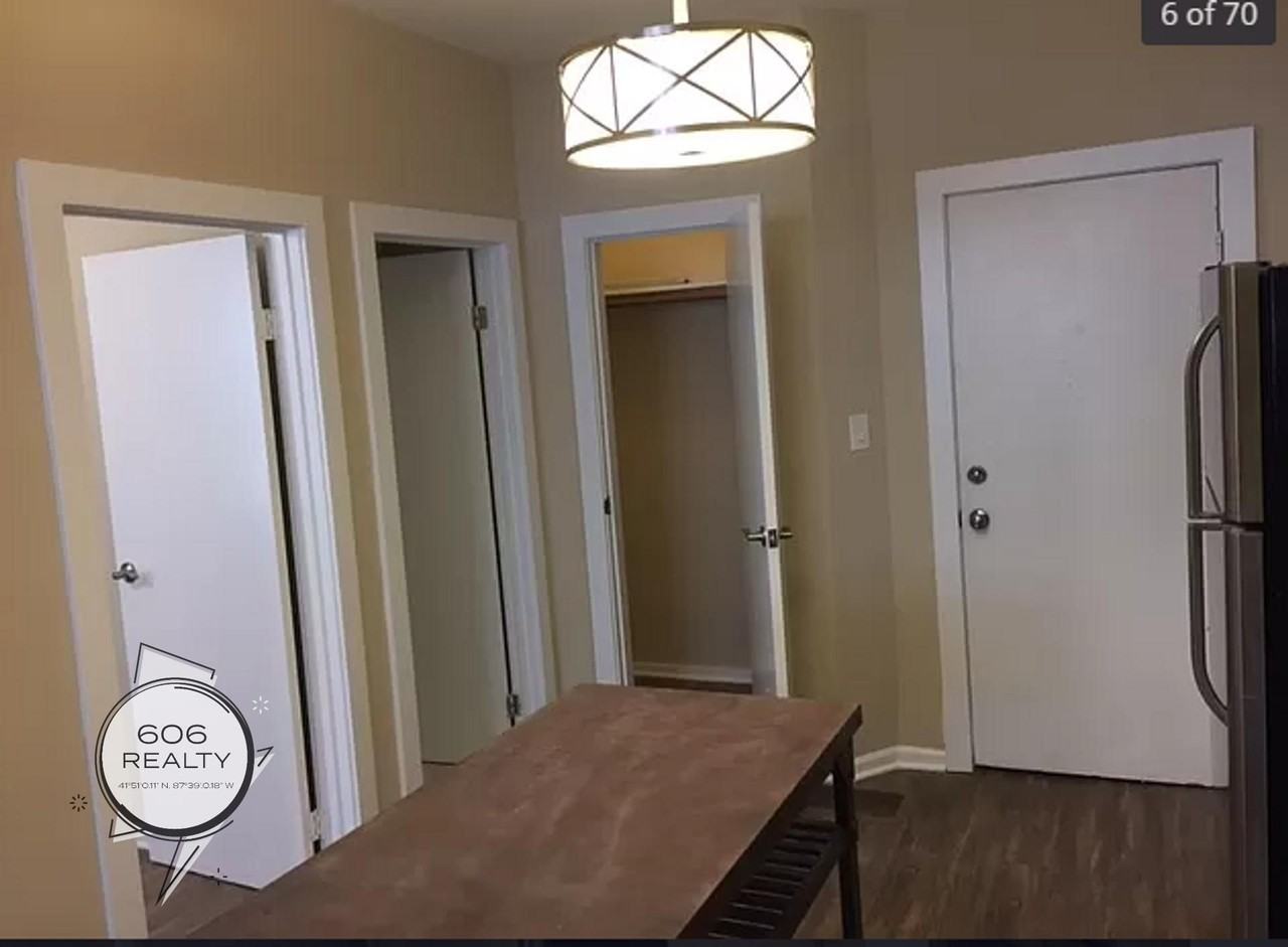 Lincoln Park Apartments on Clybourn! - Photo 6 of 16