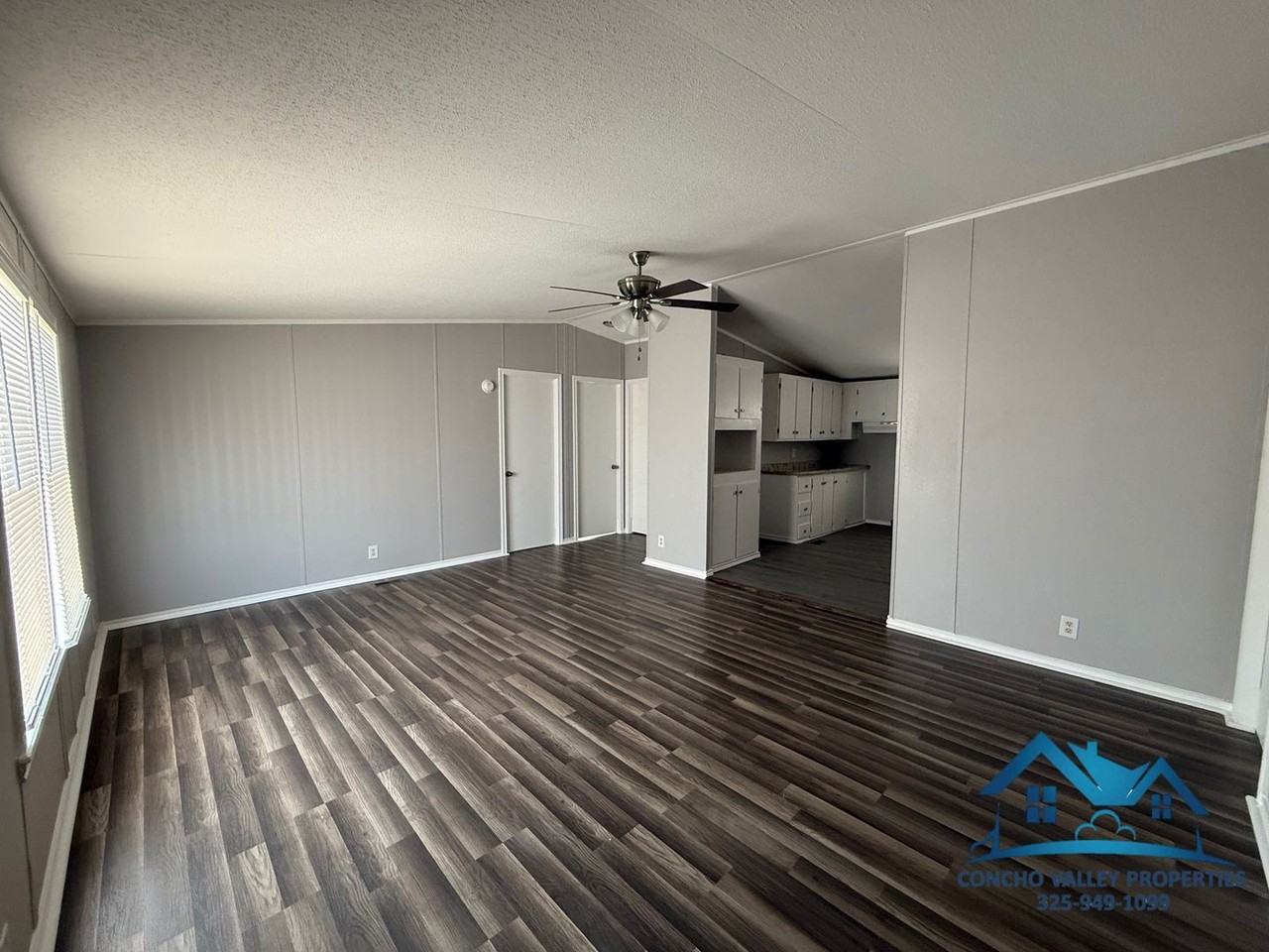 10142 W Indian Creek Rd - Photo 2 of 18