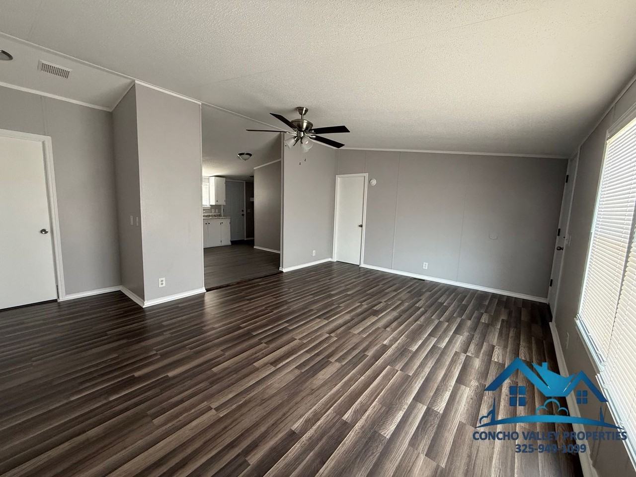 10142 W Indian Creek Rd - Photo 3 of 18