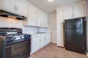 featured image of 2419 S Ridgeley Dr