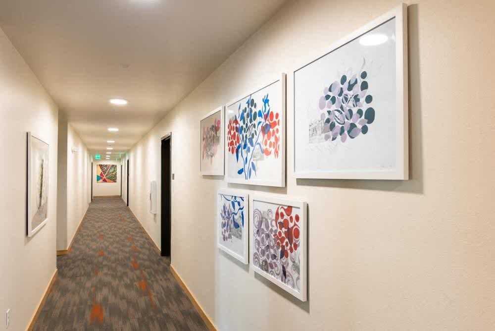 4750 15th Ave Ne - Photo 4 of 37