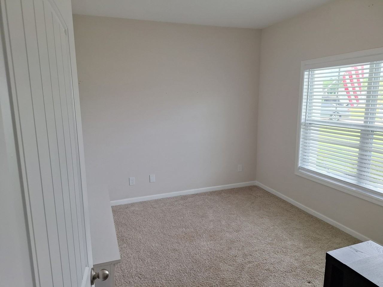 17 Coppice Ct - Photo 3 of 50