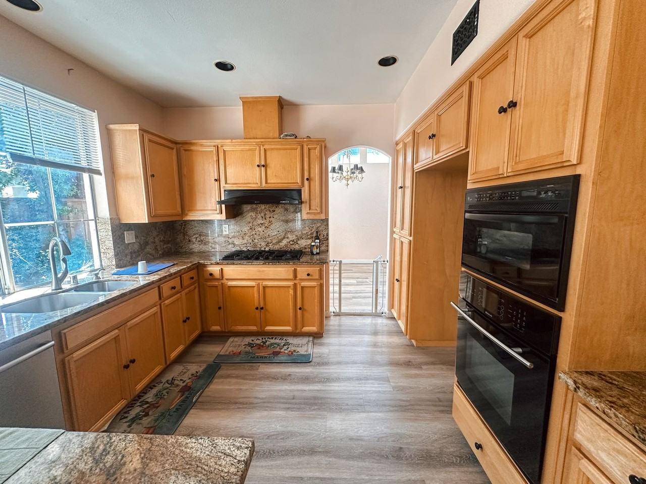 3718 Angus Way - Photo 6 of 22