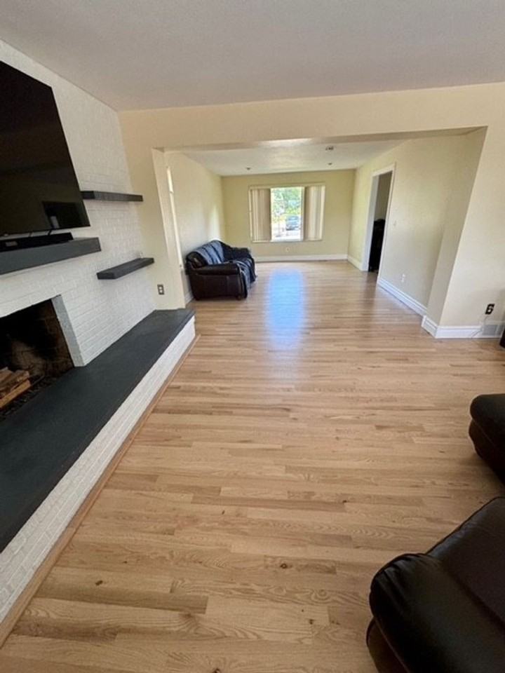 7830 Durham Way - Photo 7 of 44