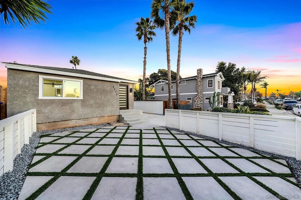 3773 Texas St - Photo 7 of 24