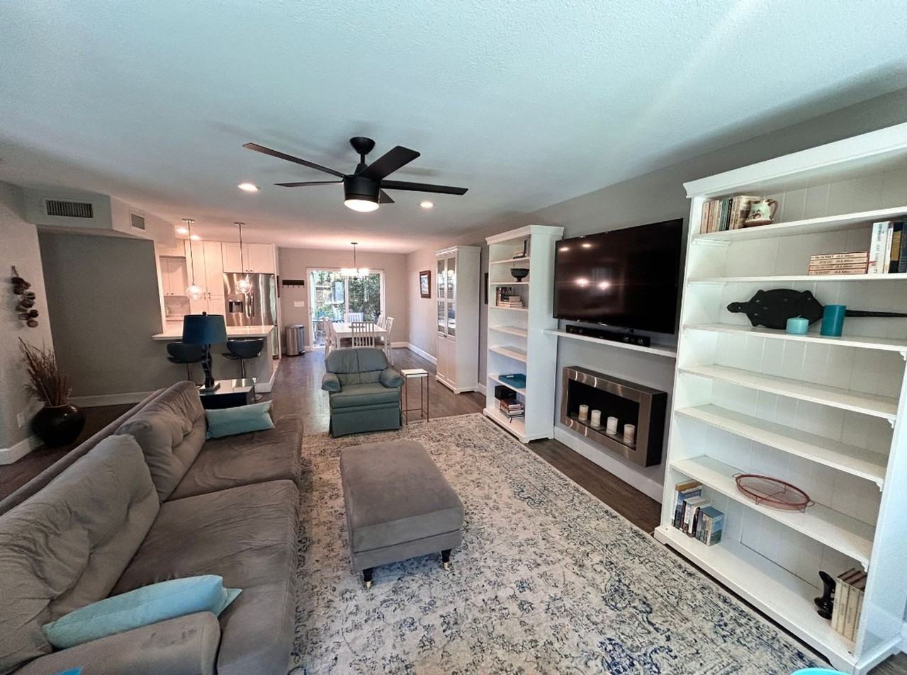 7752 E Camelback Rd - Photo 7 of 20
