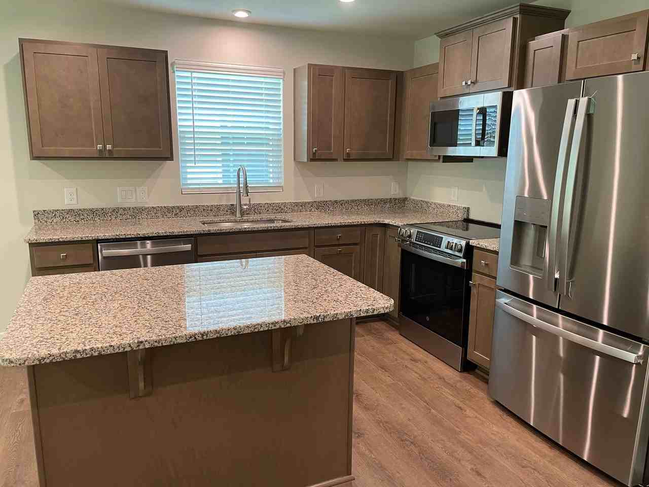 1324 Nora Ct Nw - Photo 4 of 30