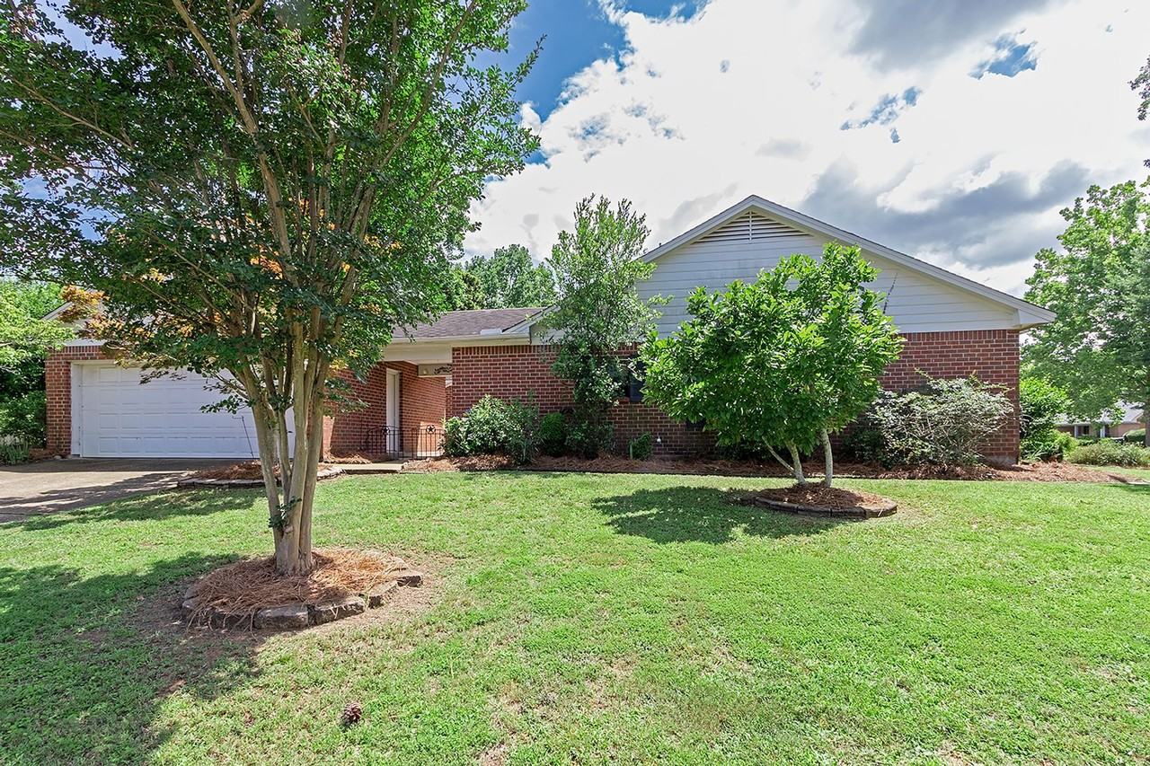 7101 Breckenridge Dr - Photo 3 of 23