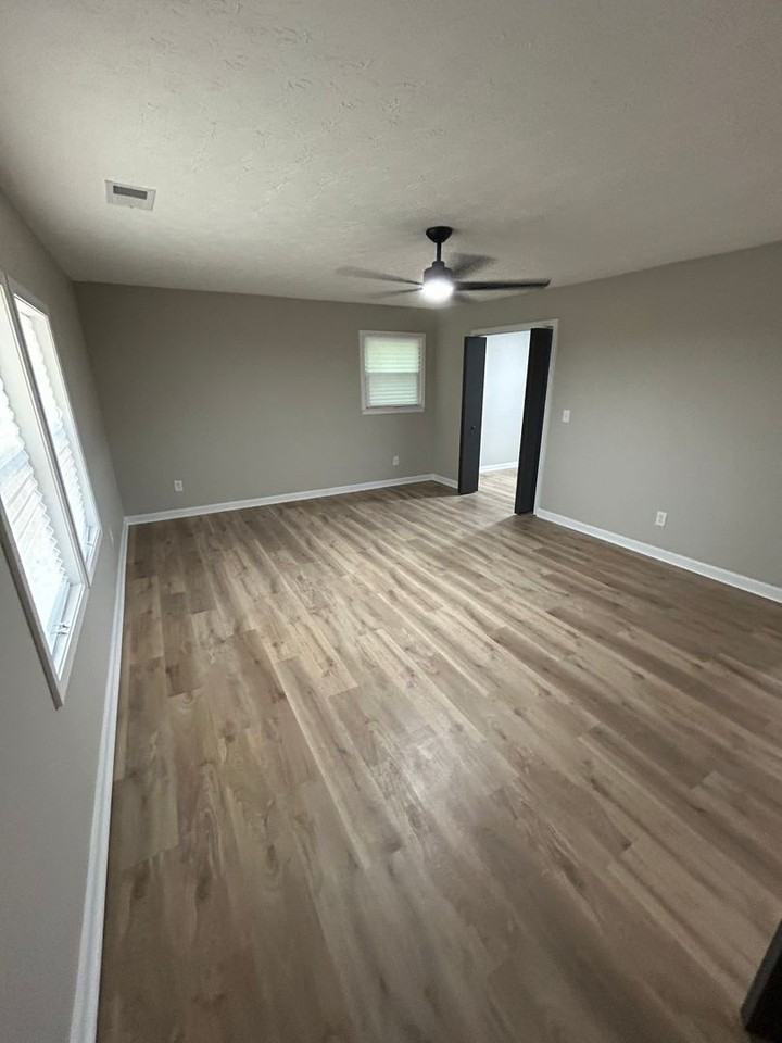 1443 Daniel Rd - Photo 6 of 12