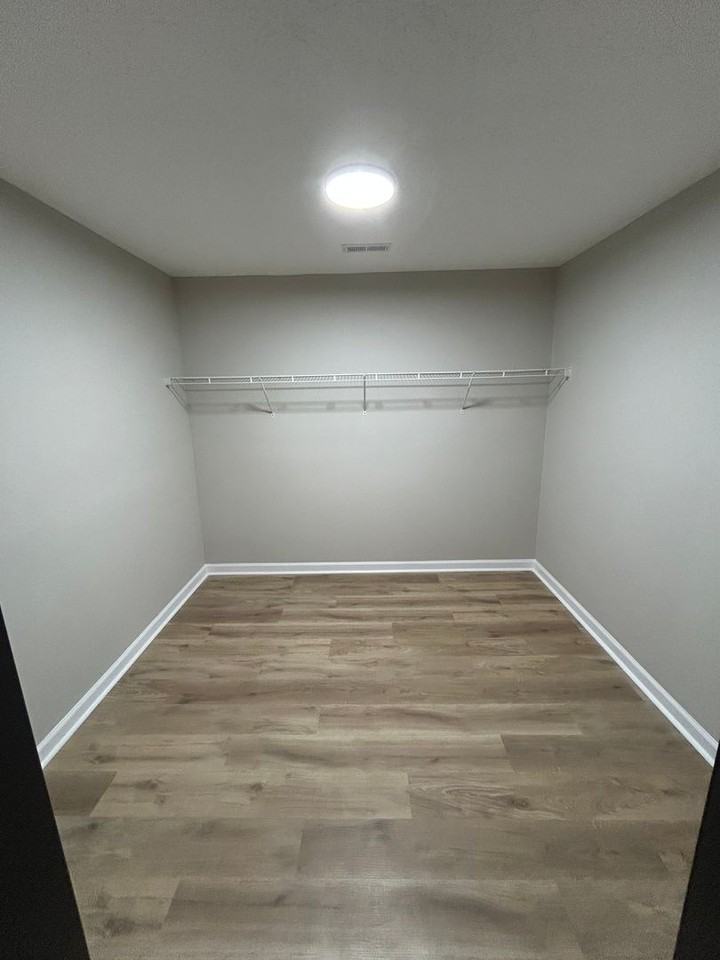 1443 Daniel Rd - Photo 7 of 12
