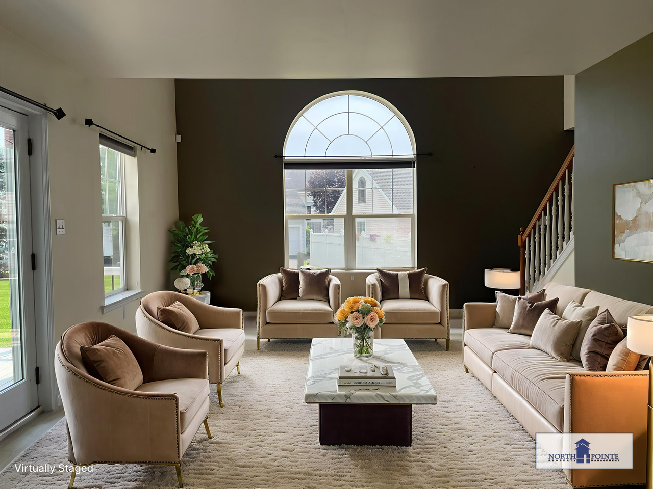 1047 Kent Gdn - Photo 2 of 36