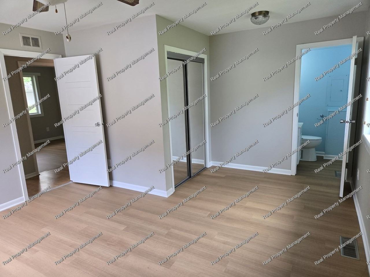 778 Capitol Rd - Photo 5 of 12