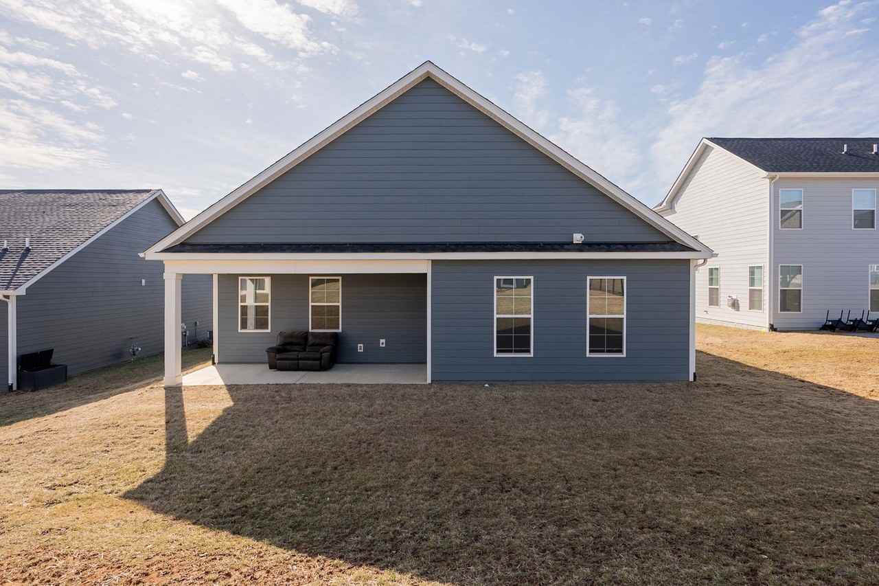 5006 Forsythia Pl - Photo 4 of 48