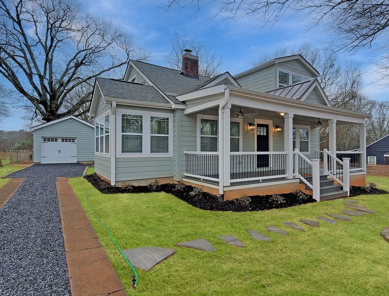 215 Rice St - Photo 2 of 30