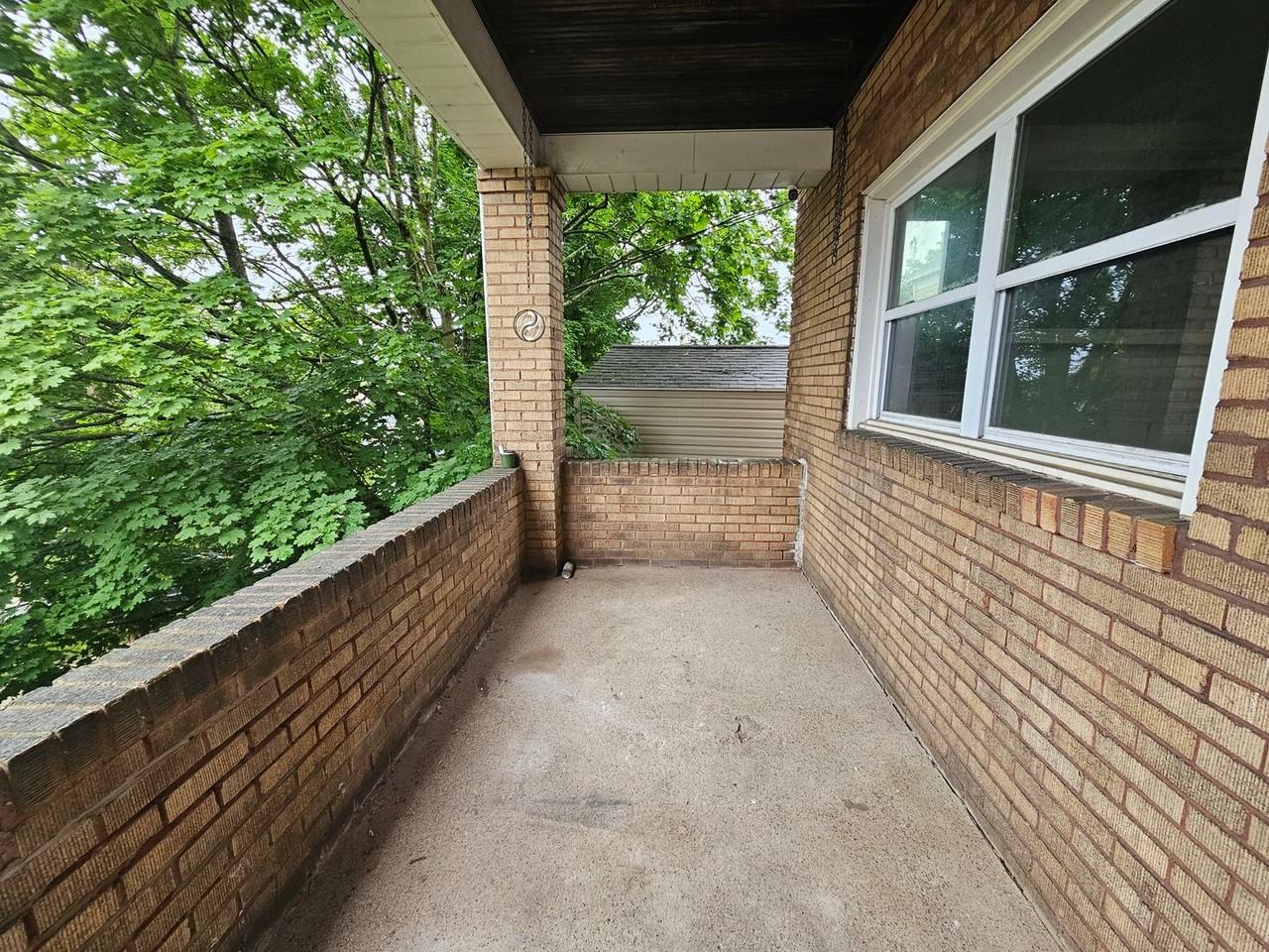 1716 Amanda Avenue - Photo 7 of 7