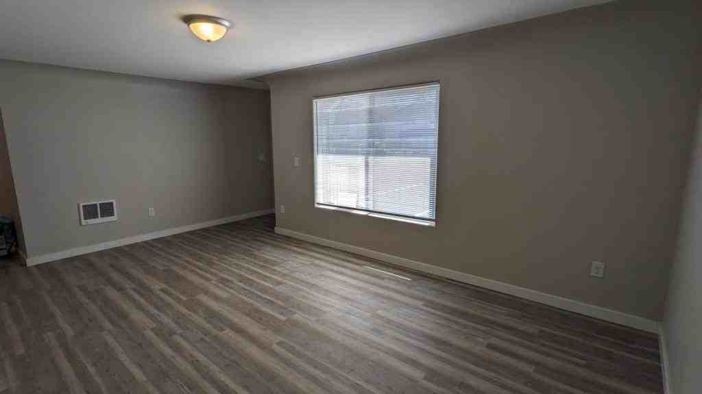 3965 Hayesville Dr Ne - Photo 2 of 23