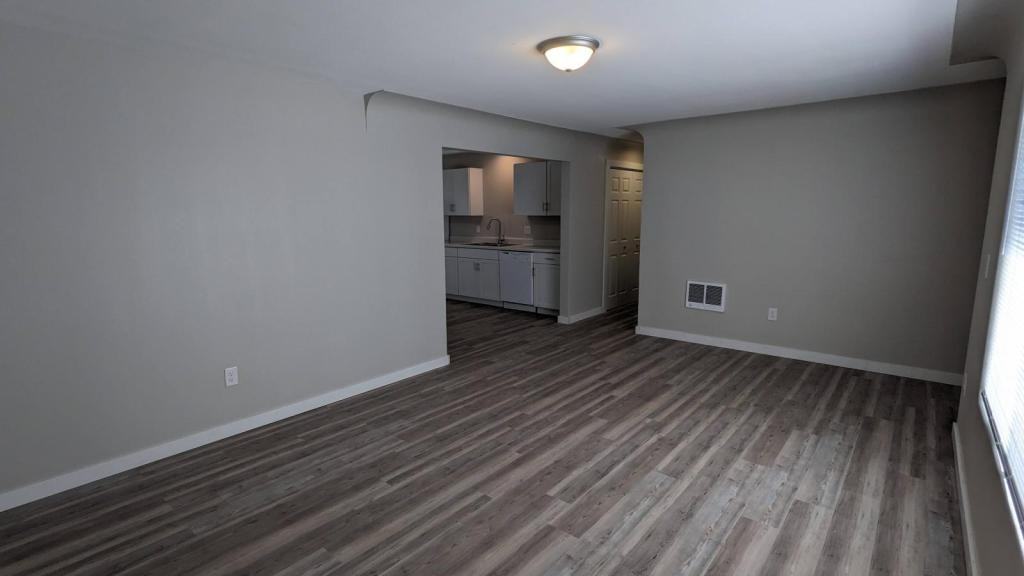 3965 Hayesville Dr Ne - Photo 3 of 23