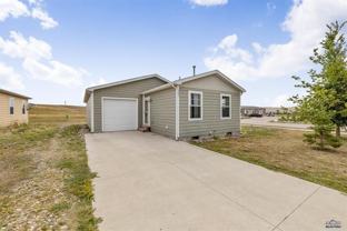 264 Trenton Ln - Photo 1 of 1