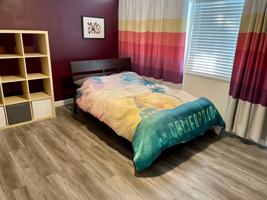 featured image of 5726 Ferber St