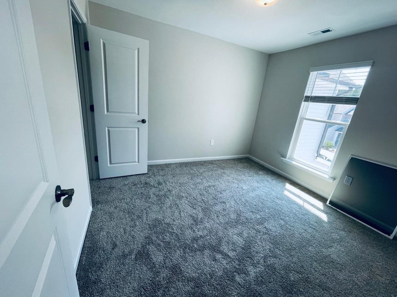 1525 Smoky Mountains St #1 - Photo 3 of 18