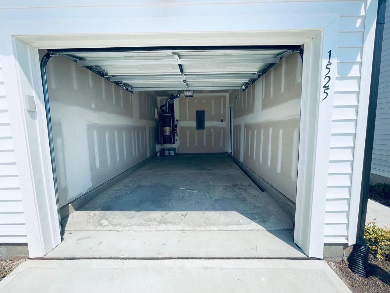 1525 Smoky Mountains St #1 - Photo 7 of 18