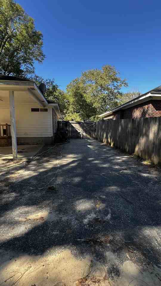 113 Georgia Ave - Photo 2 of 47