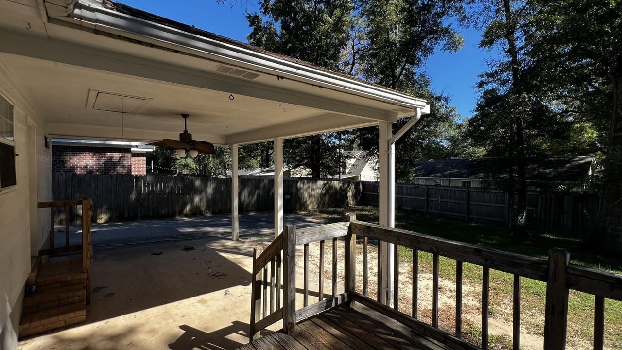 113 Georgia Ave - Photo 7 of 47