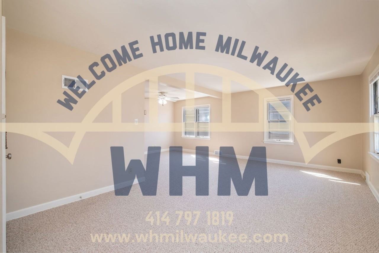 5050 N Bay Ridge Ave - Photo 3 of 14