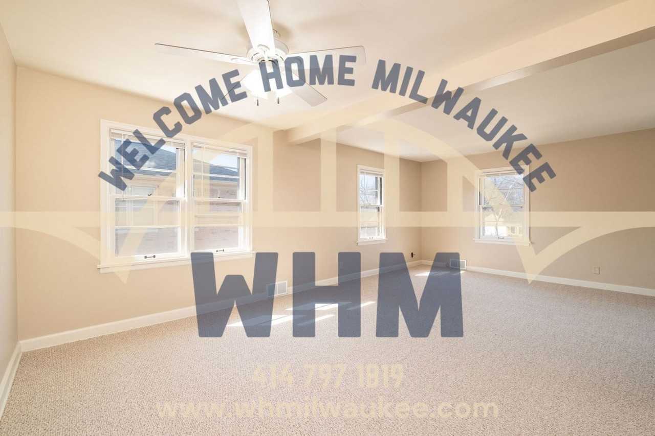 5050 N Bay Ridge Ave - Photo 5 of 14