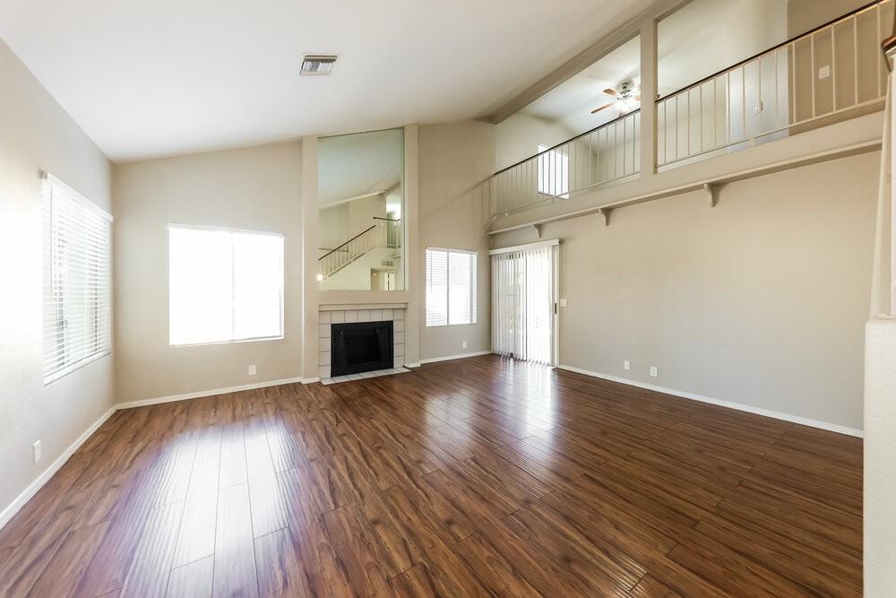 11020 N 59th Dr - Photo 4 of 17