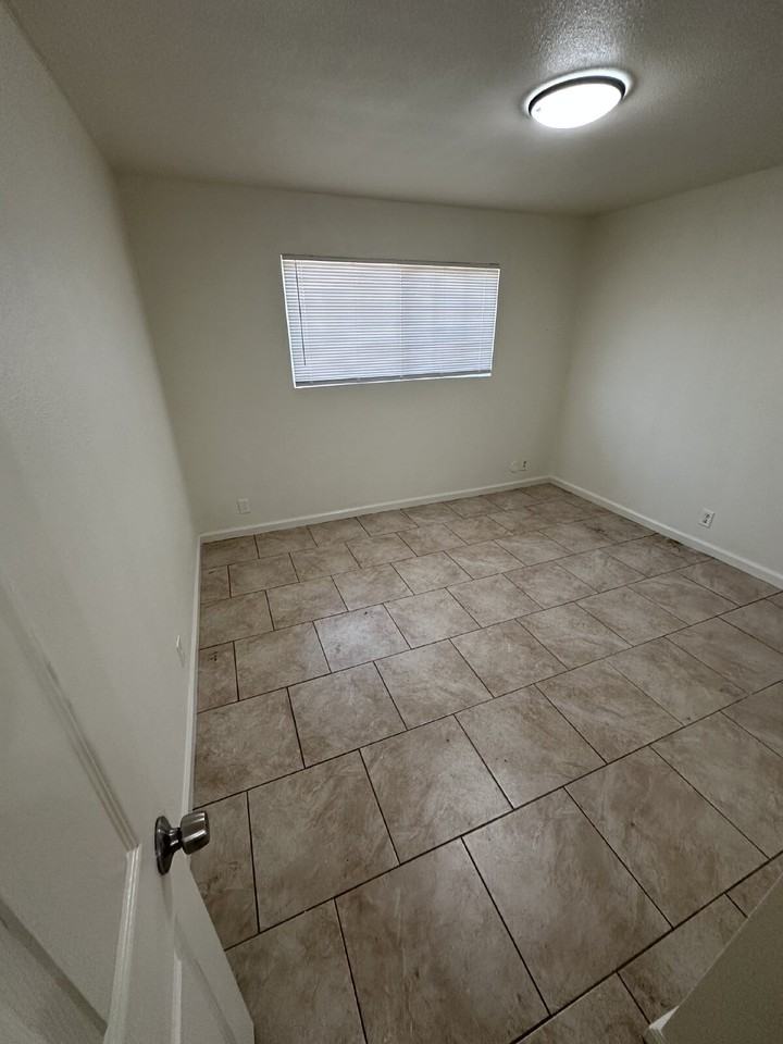 76 E 12th St - Photo 5 of 5