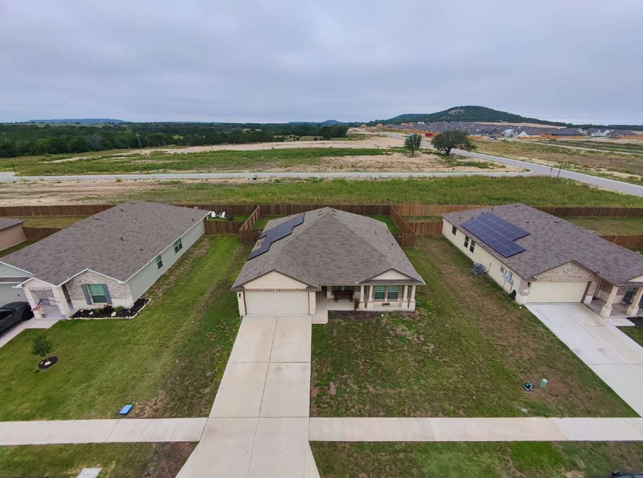 2034 Bee Creek Loop - Photo 2 of 33