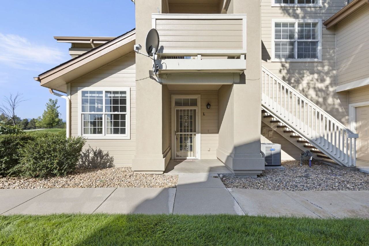 3076 W Prentice Ave #L - Photo 4 of 27