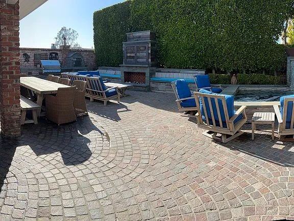 525 Undisclosed - Photo 2 of 40