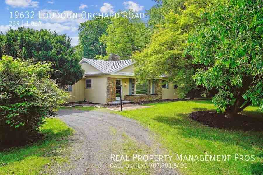 19632 Loudoun Orchard Rd - Photo 2 of 31