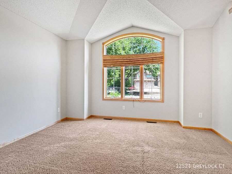 12521 Greylock Ct - Photo 3 of 34