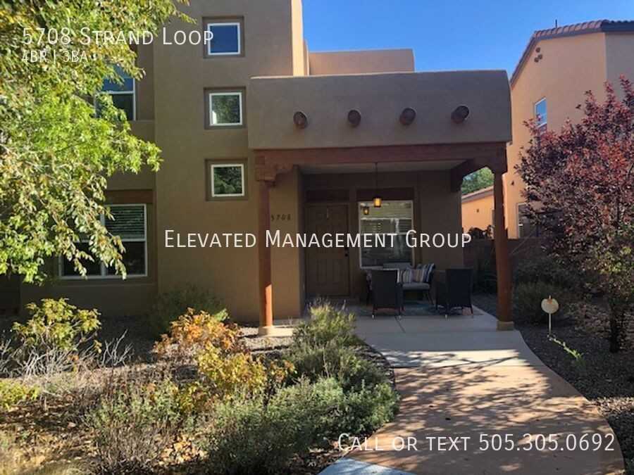 5708 Strand Loop Se - Photo 3 of 33