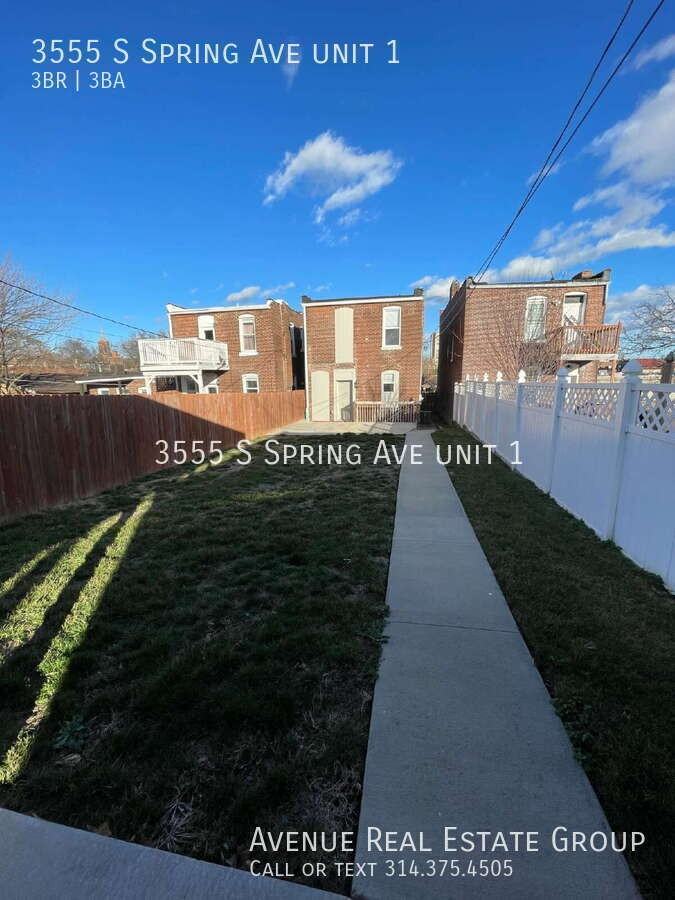 3555 S Spring Ave Unit 1 - Photo 3 of 41