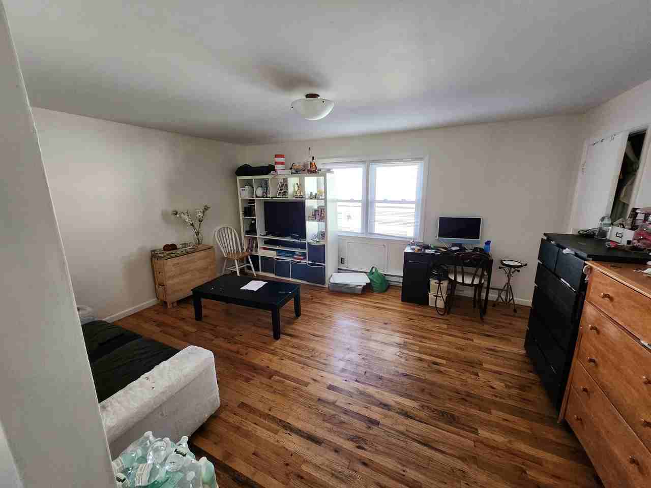 33 Orange St #C - Photo 2 of 8