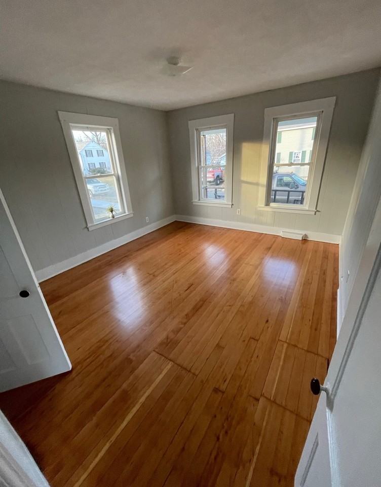 6 Ellis St #1 - Photo 3 of 6