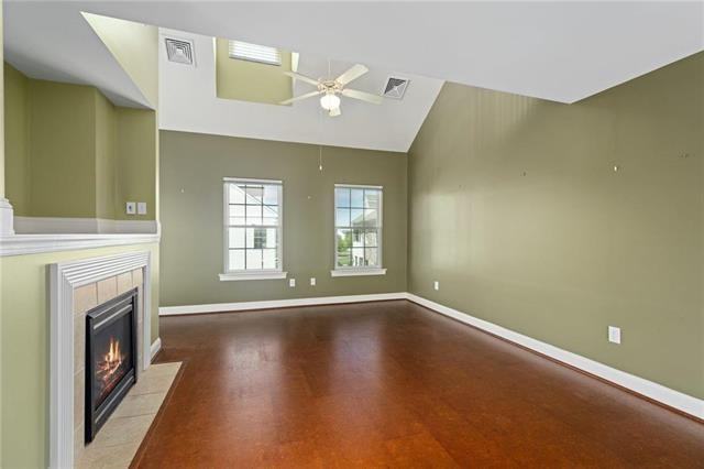 1804 Merlot Dr #D - Photo 3 of 17