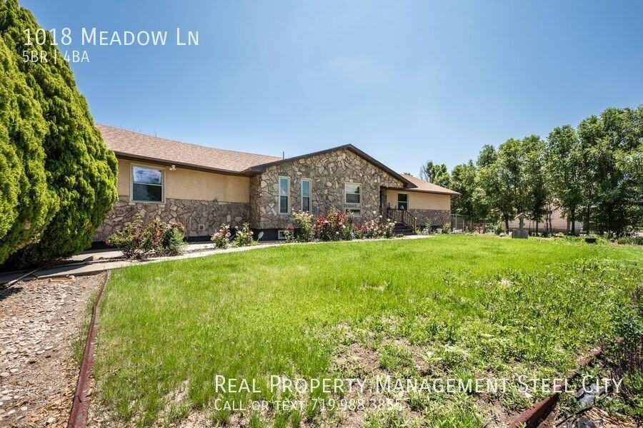 1018 Meadow Ln - Photo 2 of 50